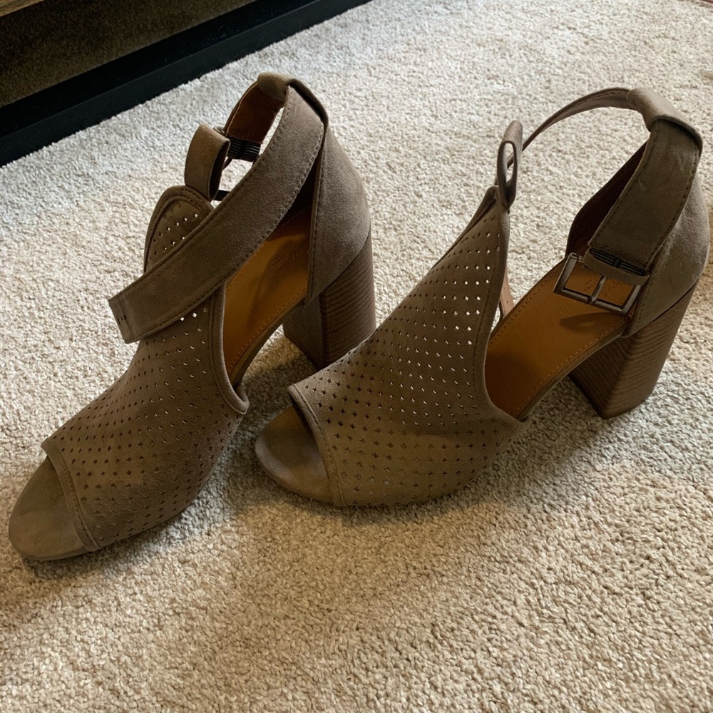 Tan suede heels